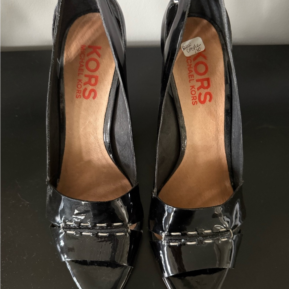 Michael Kors Black Heels with Glossy Finish